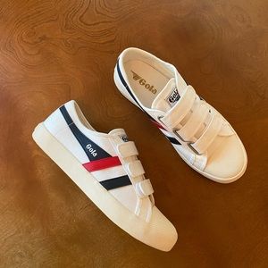 Gola Coaster Velcro sneaker women’s size 9